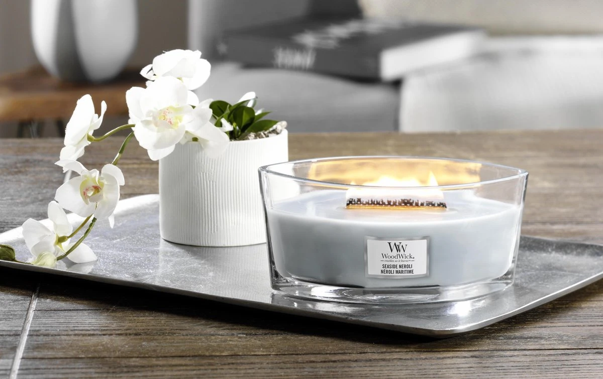 WoodWick Heartwick Flame Ellipse Geurkaars - Seaside Neroli 4 WoodWick Heartwick Flame Ellipse Geurkaars - Seaside Neroli - Afbeelding 2
