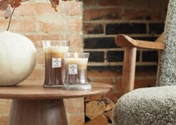 WoodWick Hourglass Large Trilogy Geurkaars - Cafe Sweets -WoodWick 1200x856