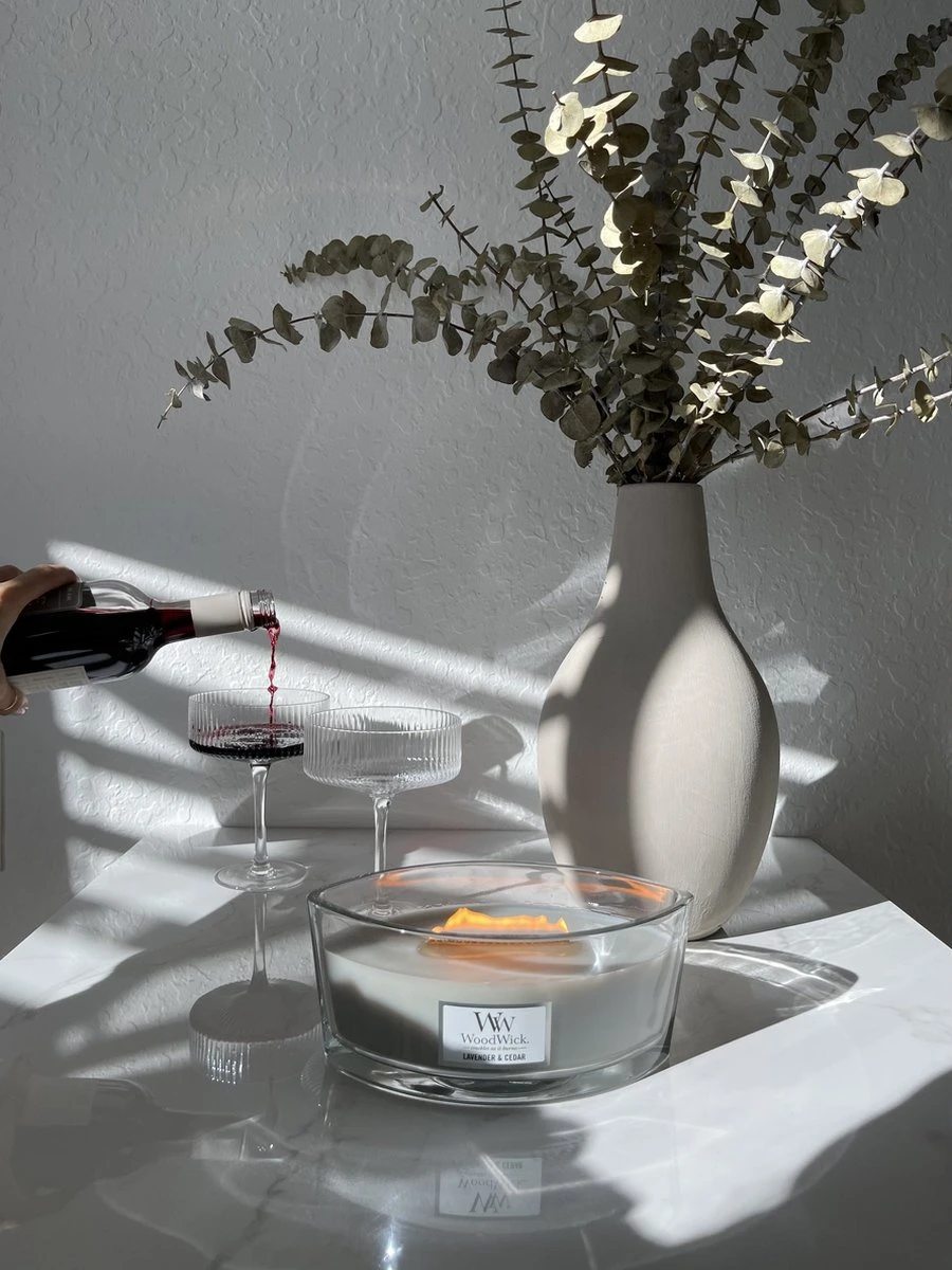 WoodWick Heartwick Flame Ellipse Geurkaars - Lavender & Cedar 5 WoodWick Heartwick Flame Ellipse Geurkaars - Lavender & Cedar - Afbeelding 3