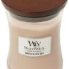 WoodWick Vanilla & Sea Salt Medium Candle -WoodWick woodwick vanilla sea salt medium candle 1613642550 l