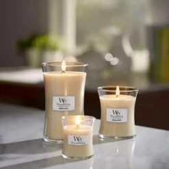 WoodWick Medium Candle - Vanilla Bean -WoodWick woodwick m vanilla bean 1651220494 1 600