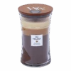 Woodwick Trilogy Cafu00e9 Sweets Large Candle - Geurkaars -WoodWick woodwick trilogy cafe sweets xl candle geurskaars 1
